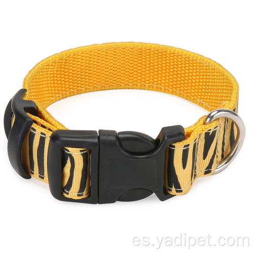 Manejar Colorfulp PVC Cómodo collar con correa para perro